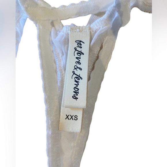 For Love and Lemons Outline Floral Thong Panty Size XXSmall - Picture 8 of 9